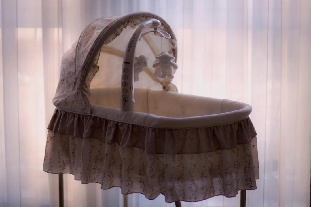 newborn baby crib